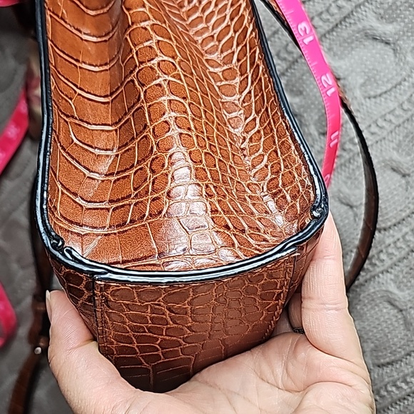 Dana Buchman Purse - Picture 15 of 16